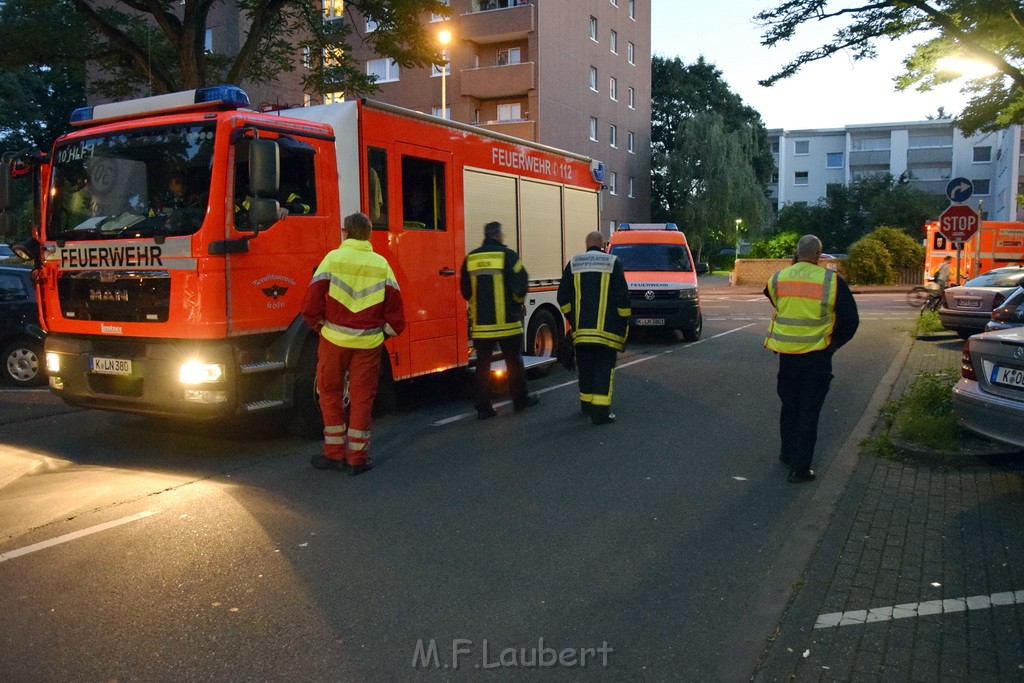 Einsatz BF Bedrohungslage Koeln Kalk P24.JPG - Miklos Laubert